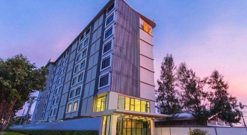 B2 Phitsanulok Boutique & Budget Hotel Exterior photo