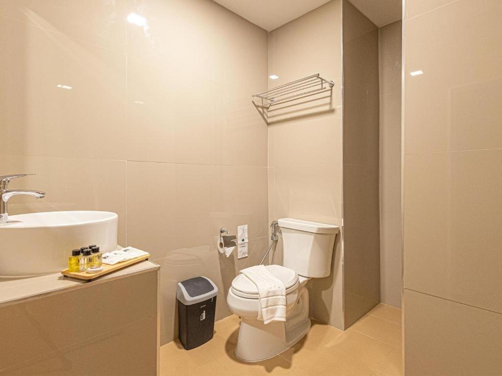 B2 Phitsanulok Boutique & Budget Hotel Exterior photo
